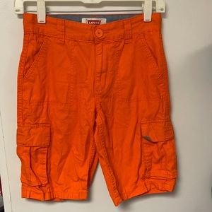 Sweater and shorts levis and Gap